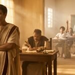 Panorâmica editorial sobre a origem da palavra dúvida com três cenas humanas o viajante romano na encruzilhada o filósofo do século XVII em meditação profunda e o estudante brasileiro levantando a mão com clareza